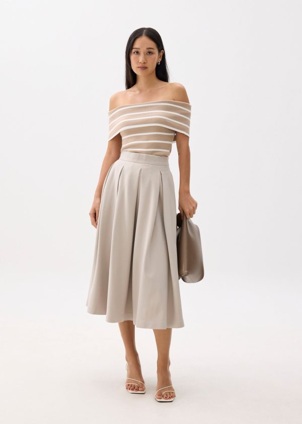 Fitted Off Shoulder Knit Top - Image 4